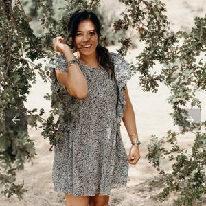 Carly Jean Los Angeles babydoll dress